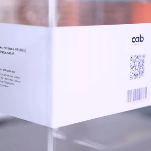 Aplicator Automat De Etichete Cu Centura De Vid Suprafete Cilindrice Si Colturi De Pachete Cab 541X Jpg Aplicator Automat De Etichete Cu Centura De Vid Suprafețe Cilindrice Și Colțuri De Pachete Cab 541X