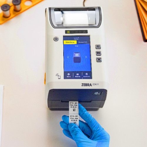 Imprimanta TT medicala Zebra ZD611-HC 2-inchi (2) Imprimanta TT medicala Zebra ZD611-HC 2-inchi (2)