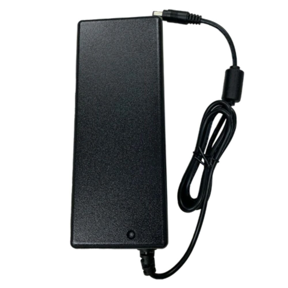 Sursă alimentare 12V 10A 5-slot KOAMTAC 903631